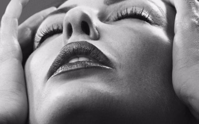 Ritidoplastia trata rugas profundas? Entenda o que o lifting facial realmente corrige