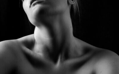 Quais áreas do rosto são tratadas pelo lifting facial?
